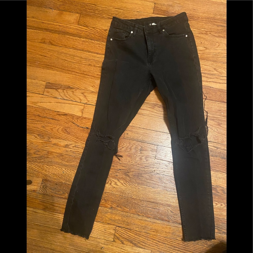 h&m divided black destroyed jeans fringe hem